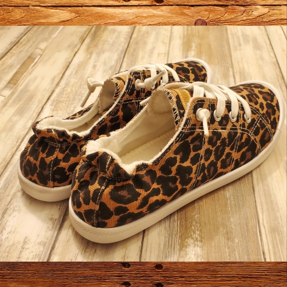 Jenn Ardor Super Foam Slip on Leapard/Cheetah print Sneakers size 6. BRAND NEW - Picture 3 of 8